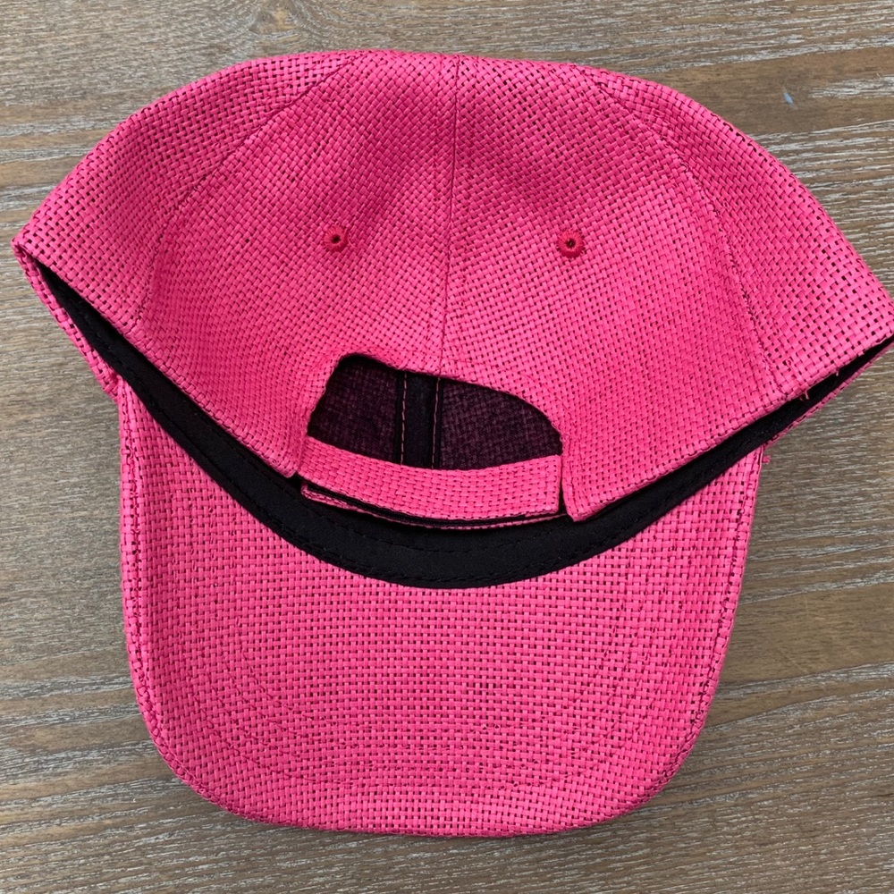 ❣️2/$30❣️ Super Cute baseball cap - Picture 4 of 4